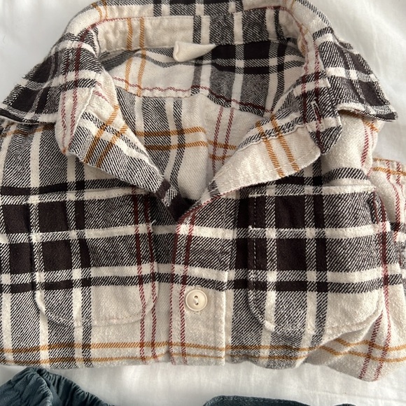 T shirt, button down shirt, two pairs of pants! - Picture 4 of 4